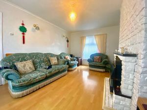 Lounge- click for photo gallery